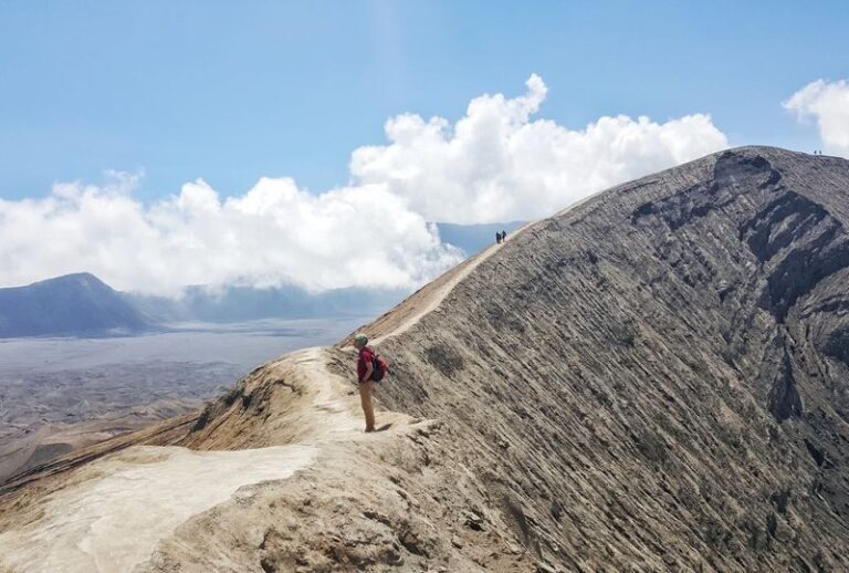 Bromo Afternoon Siesta and Sunset Tour - Dinosaur Valley, Black Desert and Green Savannah