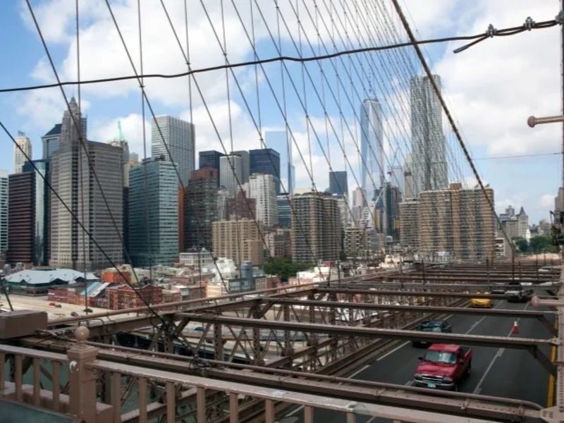 Brooklyn Bridge & DUMBO Neighborhood Tour - Starting near Tweed Courthouse
