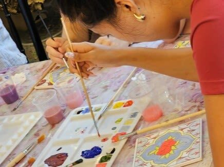 Brushes of Heritage: Peranakan Tile & Shophouse Painting Workshop - Starting with Peranakan culture and architecture