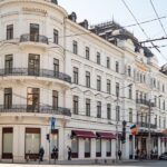 Bucharest Half-Day Historical & Cultural Exploration - What the Royal Palace and Parliament theme tells you