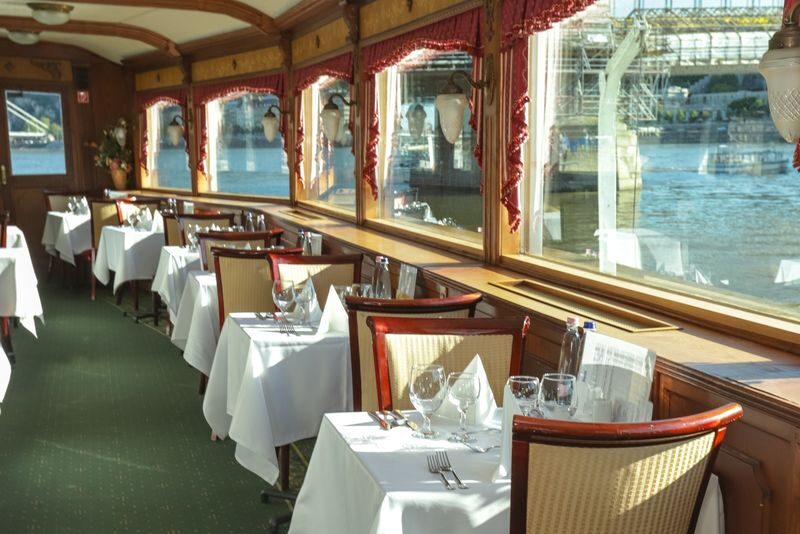 Budapest: Danube River Cruise with Goulash Soup & Lángos - A simple plan: board, eat, watch the river