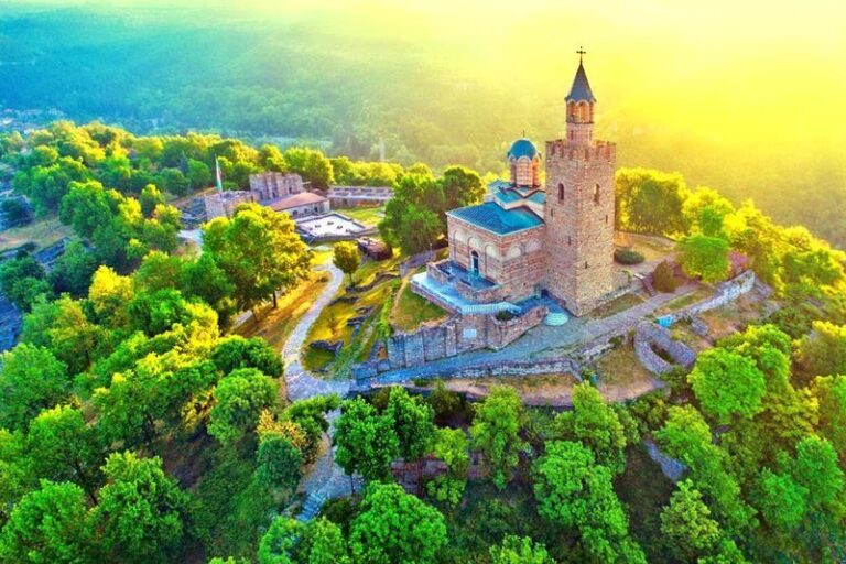 Bulgaria Day Tour from Bucharest - Veliko Tarnovo: Bulgaria’s medieval capital