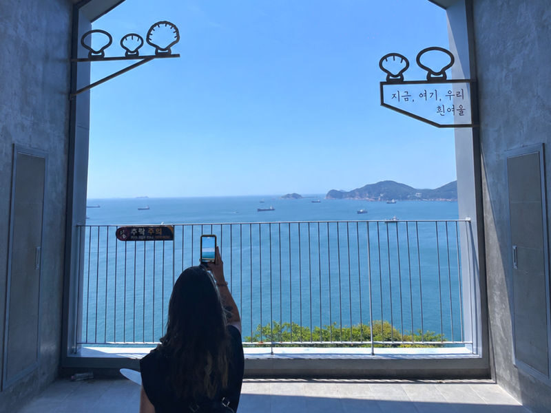 Busan Like a Local: Hangeul, K-Film Stories & Hidden Yeongdo - Pohsan Village and the less familiar route