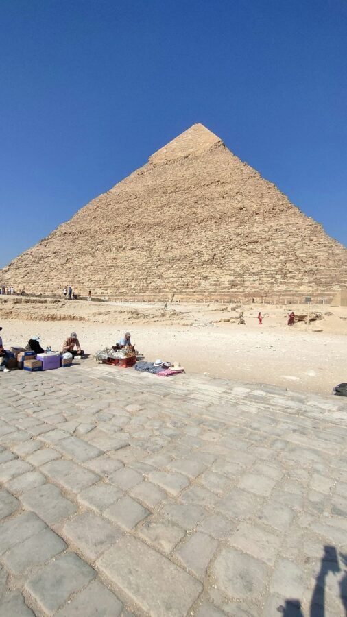 Cairo 2-Day Private City Highlights Tour with Nile Dinner - Day 1: Giza, Memphis, Saqqara and Dahshur