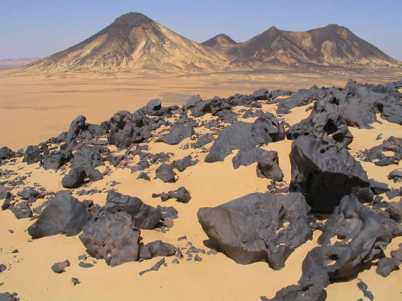 Cairo 2 Days Black and White Desert Camp Star Watching, 4WD w/ BBQ - 4WD rides, dunes, and sandboarding