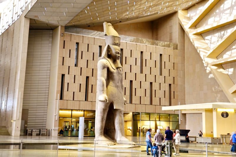 Cairo Grand Egyptian Museum & Giza Pyramids Full-Day Guided Tour - Meeting the Sphinx and Khafre’s Valley Temple