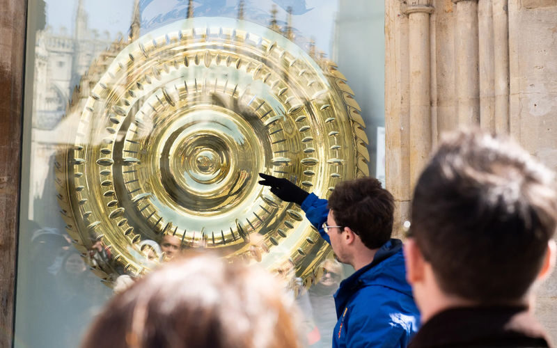 Cambridge Half-Day Walking Tour with Punting Experience - On foot, Cambridge comes with a guide