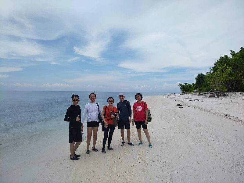 Camiguin Island Full-Day Island Hopping Tour with Snorkeling - A private day led by a local guide