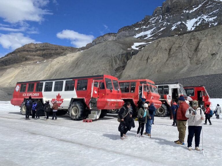 Canadian Rockies Columbia Icefield Bow Lake Full-Day Tour - Riding the Ice Explorer onto Athabasca Glacier