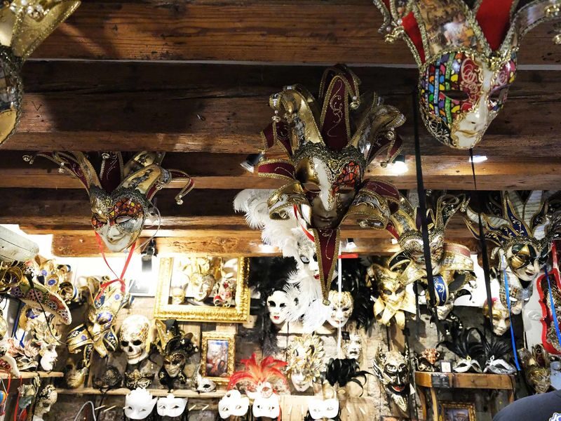 Carnival Mask-Making Workshop in Venice - Meeting Giorgio near St. Mark’s Square