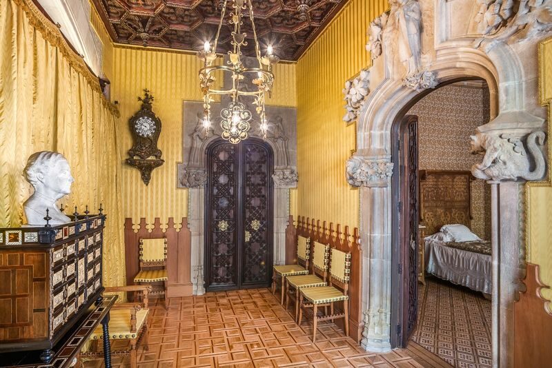 Casa Amatller Ticket in Barcelona - A Digital Guide and a Staff-Led Route