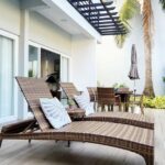 Casita Beachfront in Batangas - Arrival: find the house and meet Frisco and Tina