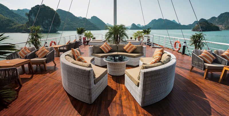 Cat Ba Catamaran Day Cruise: Lan Ha Bay & Viet Hai Village - The Bay From Beo Harbor