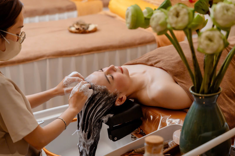 Chang Co Nuong Hidden Spa on Nguyen Van Trang, Ho Chi Minh City - What the herbal hair wash adds