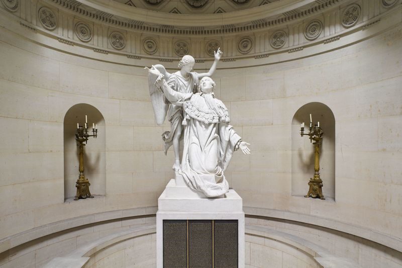 Chapelle Expiatoire Ticket in Paris - The Chapel Hall and Its Marble Figures