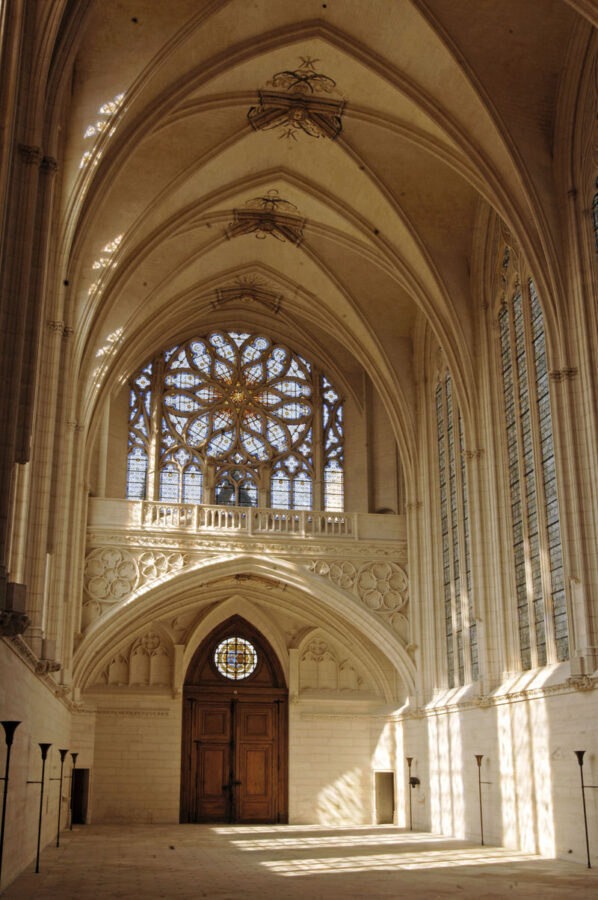 Chateau de Vincennes Ticket - Start with the walls, halls and dungeon
