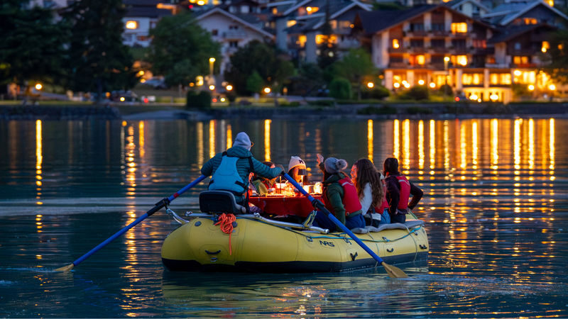 Cheese Fondue Float in Interlaken - From Bönigen to the open water