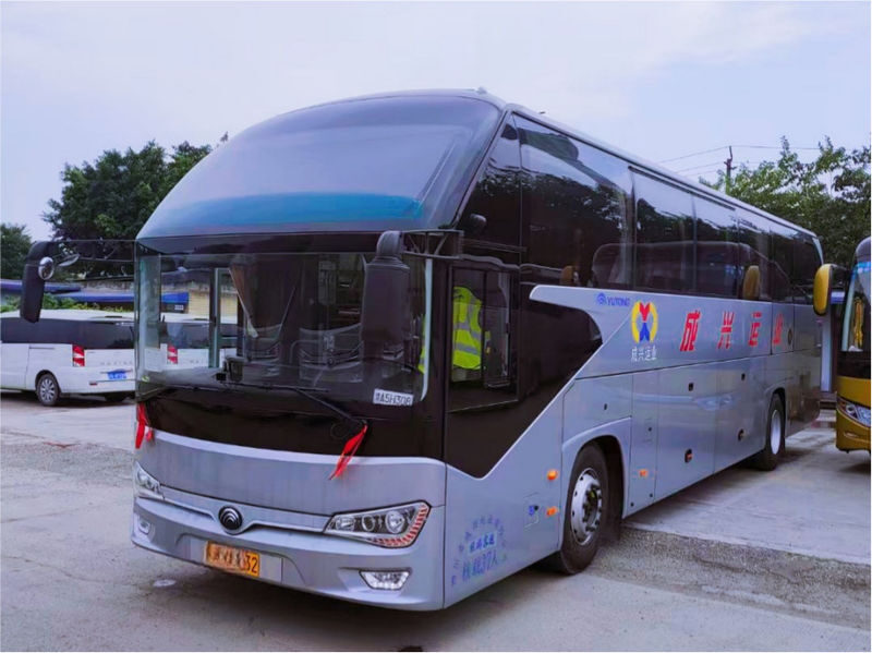 Chengdu Jiuzhaigou Full-Day Small Group Tour - From Chengdu to the park gate