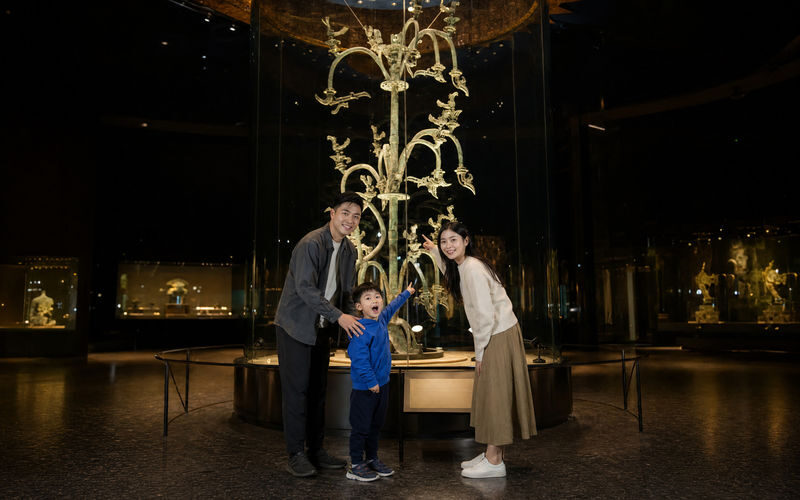 Chengdu Research Base of Giant Panda Breeding & Sanxingdui Museum Full-Day Cultural Heritage Tour - From pandas to Sanxingdui’s ancient world