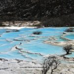 China Railway Tour: Sichuan Jiuzhaigou Huanglong High-Speed Bullet Train 2-Day Tour - Evening near Jiuzhaigou: dinner, dancing, and room variation