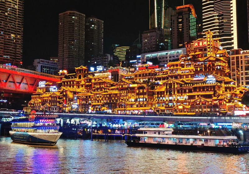 Chongqing City Highlights & Hotpot 4-Day Private Tour - Hotpot beneath the bridge