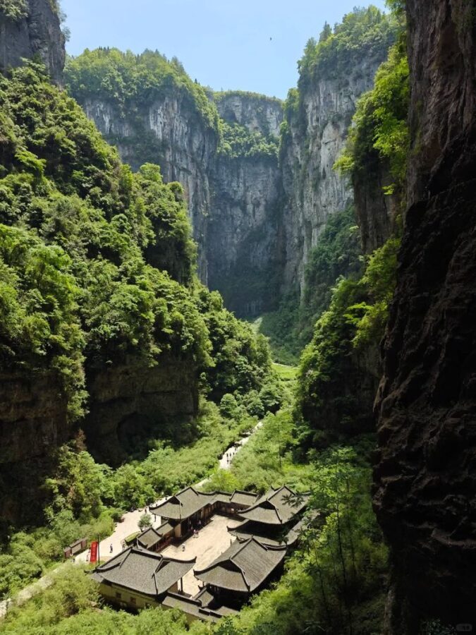 Chongqing Wulong Three Natural Bridges + Jiulicheng + Gongtan Ancient Town 2-Day Tour - Three Natural Bridges: the trip’s geological centerpiece