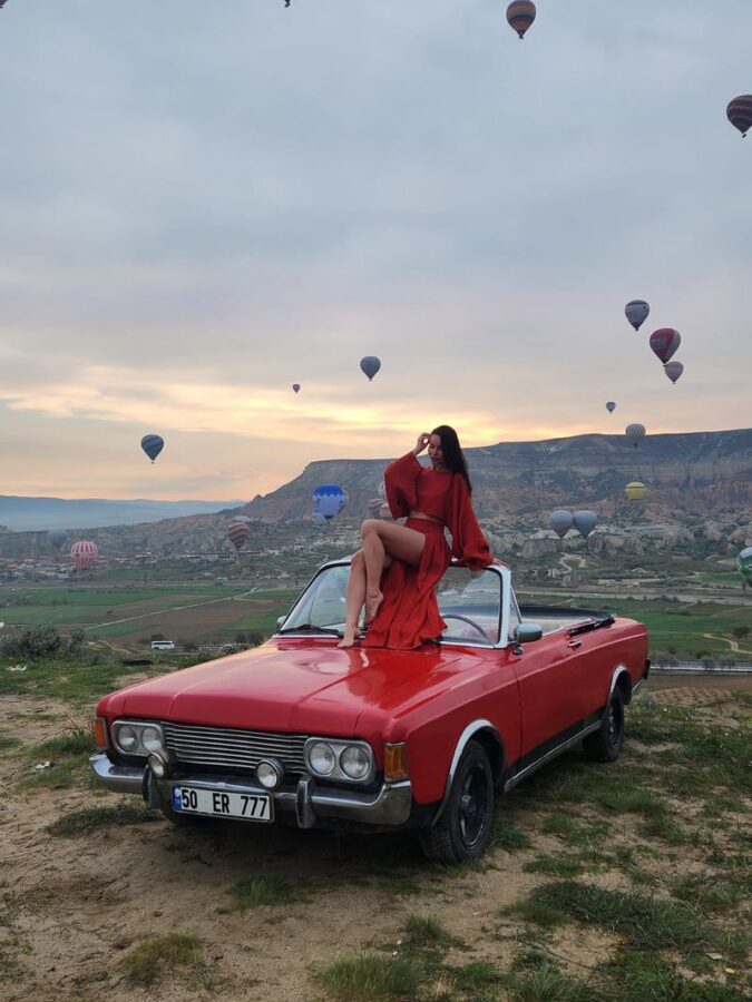 Classic Car Tour in Cappadocia with Photoshooting Options - Three stops between 05:45 and 07:45