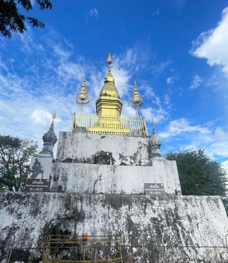 Classic tour in Luang Prabang - Wat May, Wat Xieng Thong and Wat Sen