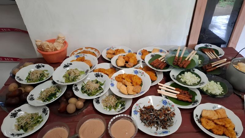 Cooking Class at Local House in Lombok And Optional Waterfall Tour - Four dishes, and a meal you make yourself