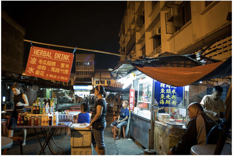 Cooler Lumpur Night Tour by Vespalicious - Get more than a food checklist