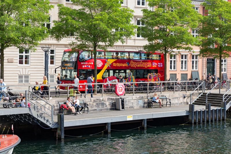 Copenhagen Hop-On Hop-Off Bus by City Sightseeing - The Classic route links the central sights