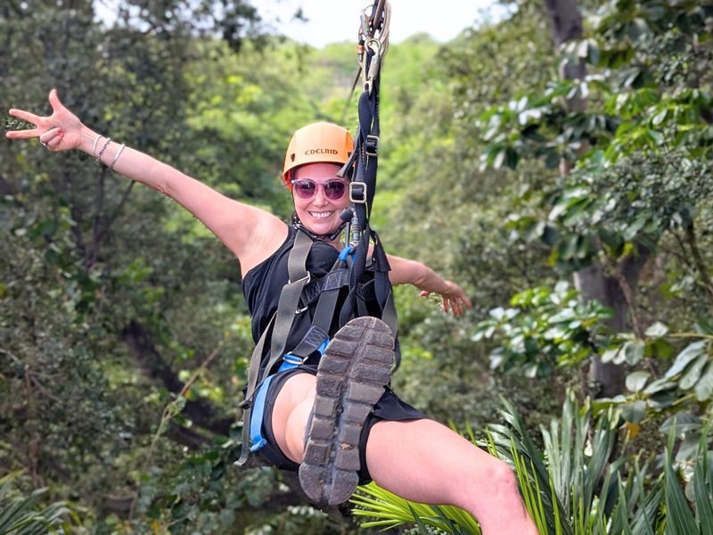 Coral Crater 6-Zipline Tour in Oahu - Getting ready for the first launch