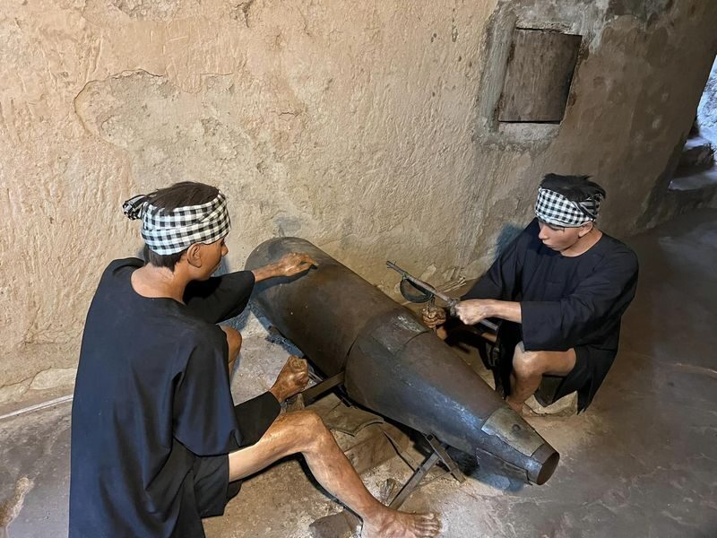 Cu Chi Tunnels & Hop-On Hop-Off Bus from Ho Chi Minh City - A small snack, then lunch in the city