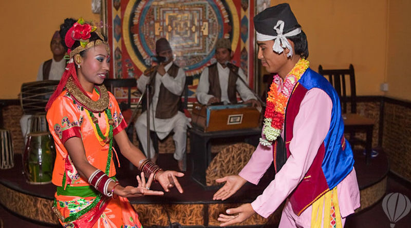 Cultural Dinner Show - The dancing is part of the meal