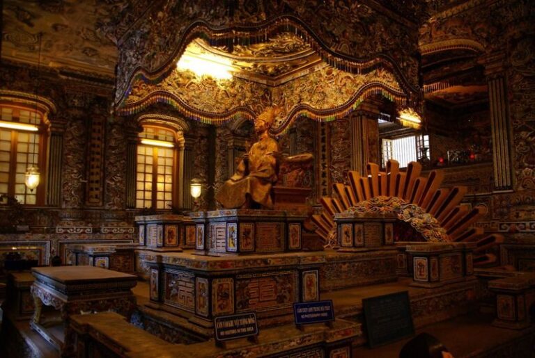 Custom Private Tour: Hue Trip with English, Chinese, Korean, or Japanese-Speaking Driver - Hai Van Pass: the journey’s scenic payoff