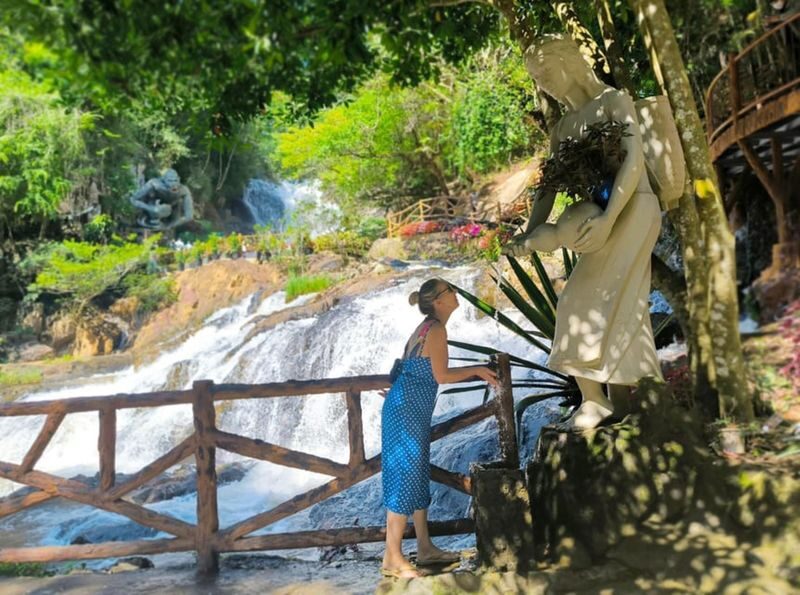 Da Lat Fresh Garden & Mongo Land One-Day Adventure - Fresh Garden’s rides and photo stops