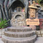 Da Lats Iconic Landmarks Private Day Tour - Crazy House: architecture with a playful streak