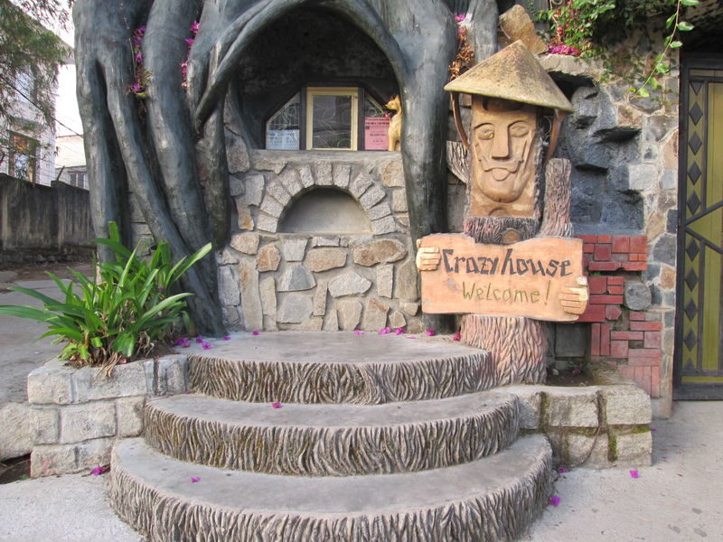 Da Lats Iconic Landmarks Private Day Tour - Crazy House: architecture with a playful streak