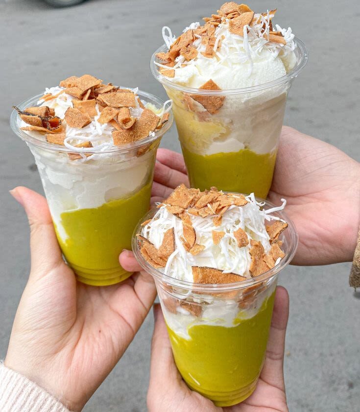 Da Nang Street Food Half-Day Walking Tour - The guide adds more than a menu