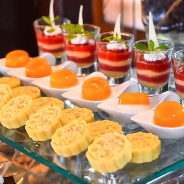 Daily Afternoon tea & Dessert Buffet at Furama Resort Danang - Nearly 30 treats, from macarons to Vietnamese sweet soup