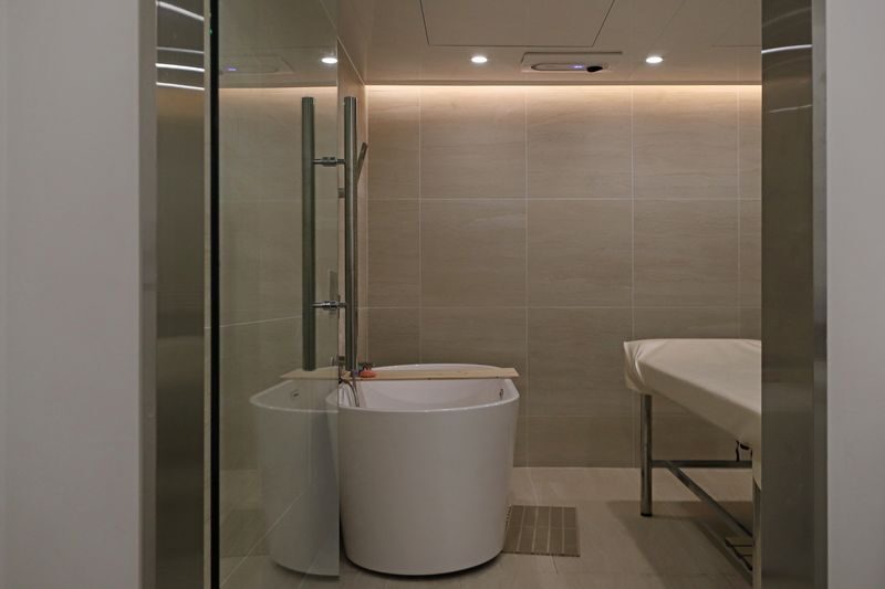 DAMDA Private Korean Bath & Body Scrub Experience | Hongdae Seoul - The bath sets the pace