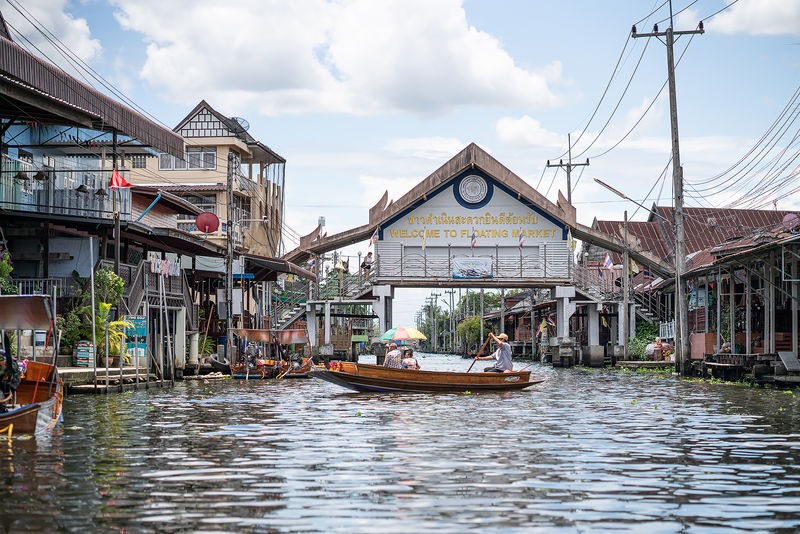 Damnoen Saduak Floating Market Half Day Tour With Boat Ride - A coconut sugar house, with a shop attached