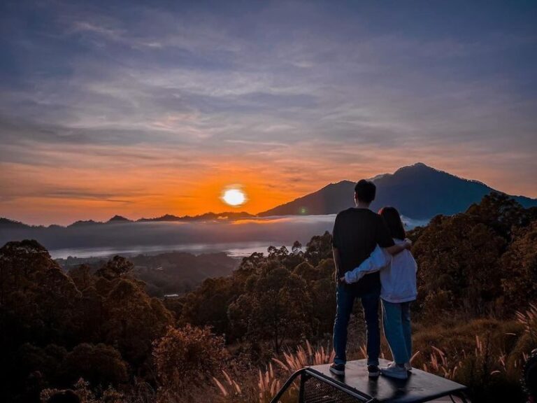 Day Tour Ubud and Mount Batur Jeep Sunrise with Highlight Activities - Photo help makes a difference