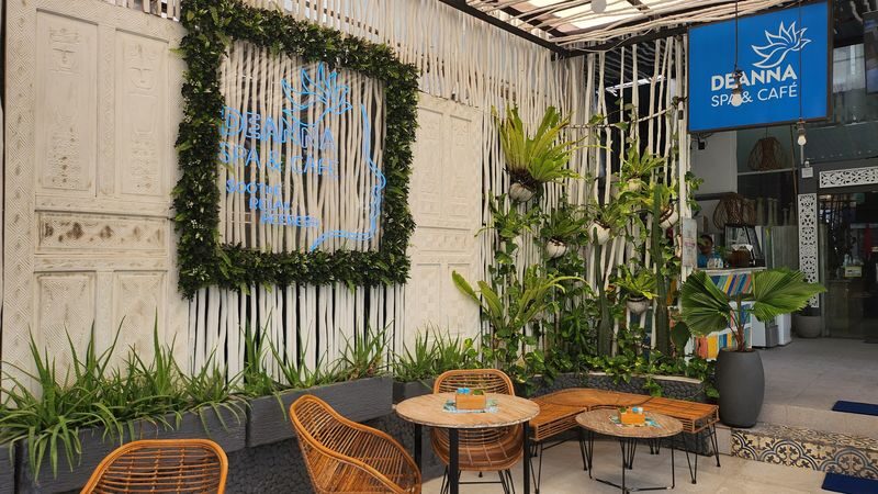 Deanna Spa & Cafe in Seminyak - What the 75-minute Aftersun Treatment includes