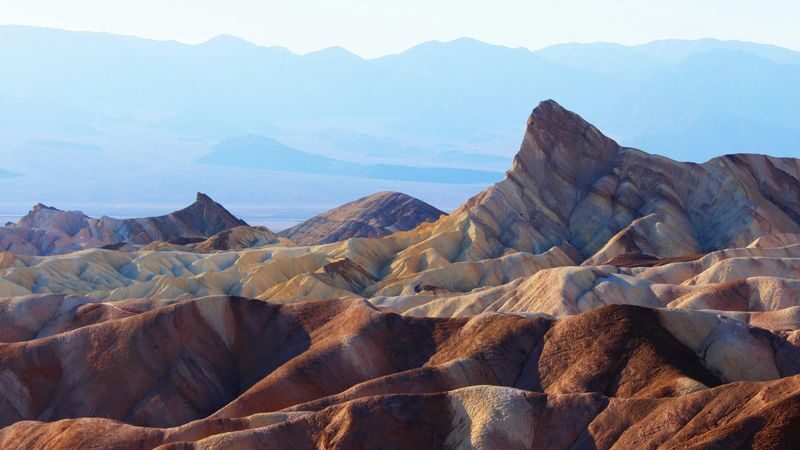 Death Valley One Day Tour From Las Vegas with Stargazing - Death Valley’s low point and wide-open views
