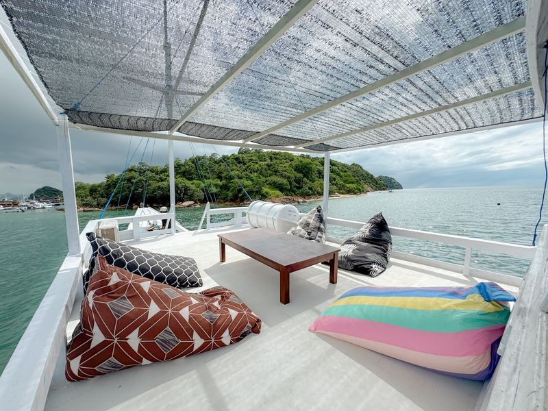 Deluxe Phinisi: 3D2N Deden Putra Liveaboard from Labuan Bajo - Day 1: Leave Labuan Bajo and settle into boat life