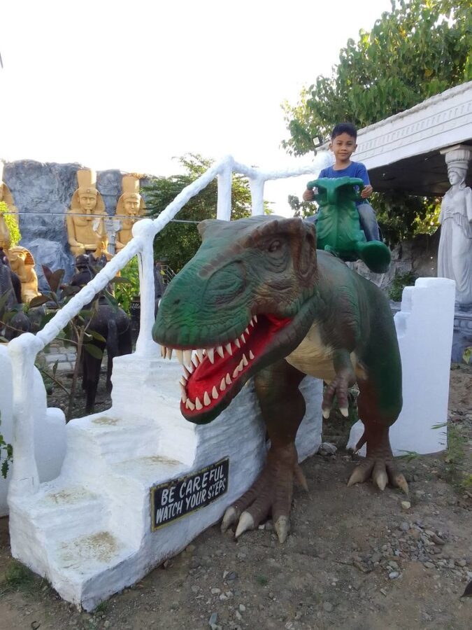 Dinosaurs Island Ilocos Ticket - More than the trail: shows, rides and 7D cinema