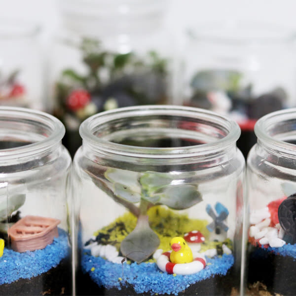 DIY Art Jamming, Clay, Terrarium & Leather Kits with Free Delivery - Building a miniature terrarium