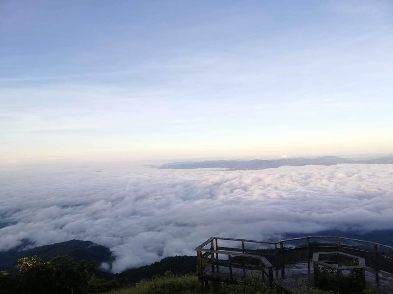 Doi Inthanon National Park in Chiang Mai - Twin pagodas, gardens, and a change of pace