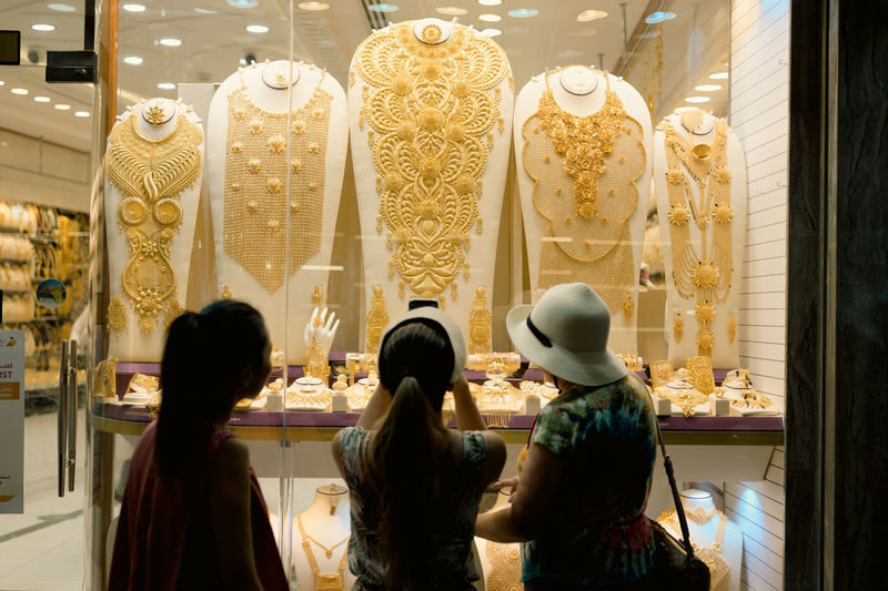Dubai Al Fahidi Half-Day Guided Tour - Starting with coffee, dates, and a little context